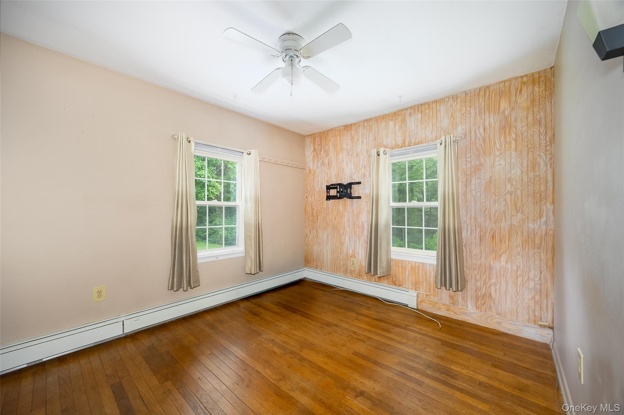 45 Holt Road Property Photo 14