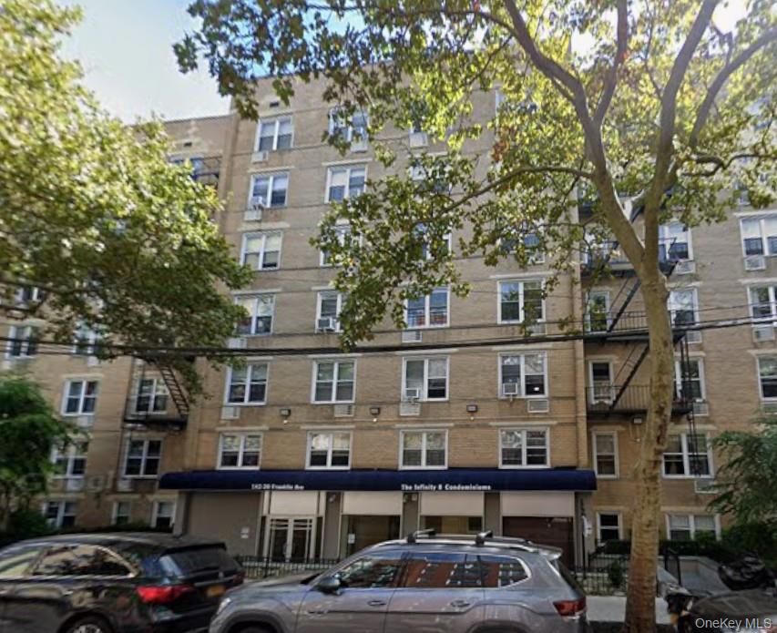 142-20 Franklin Avenue 3R Property Photo 1