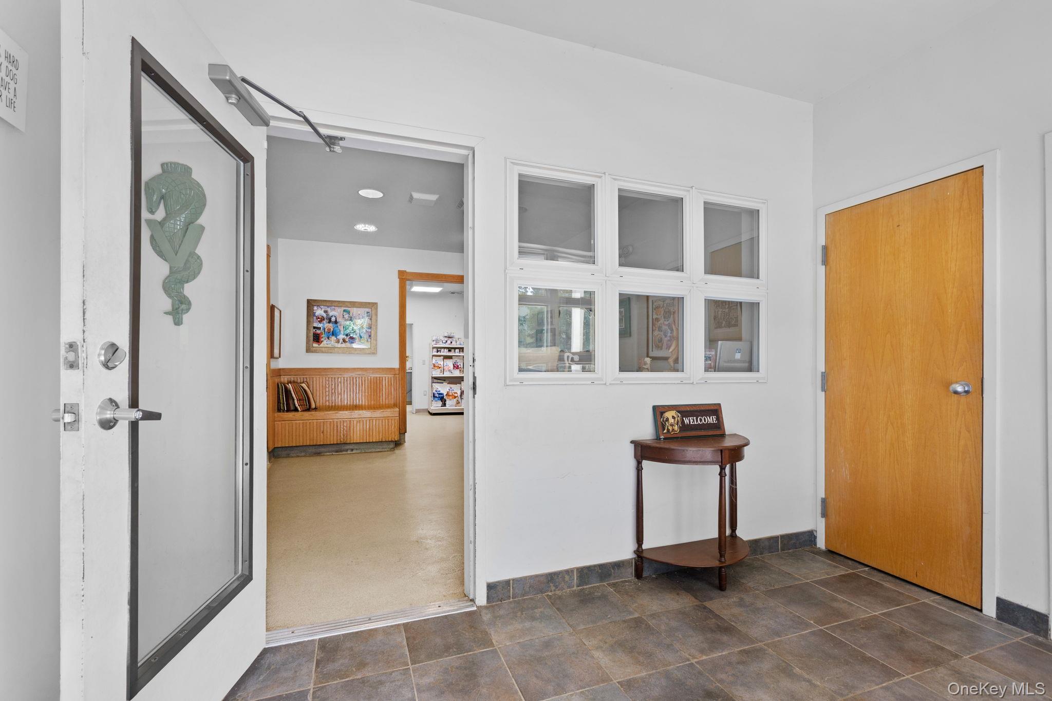 11 Airport Drive Property Photo 4