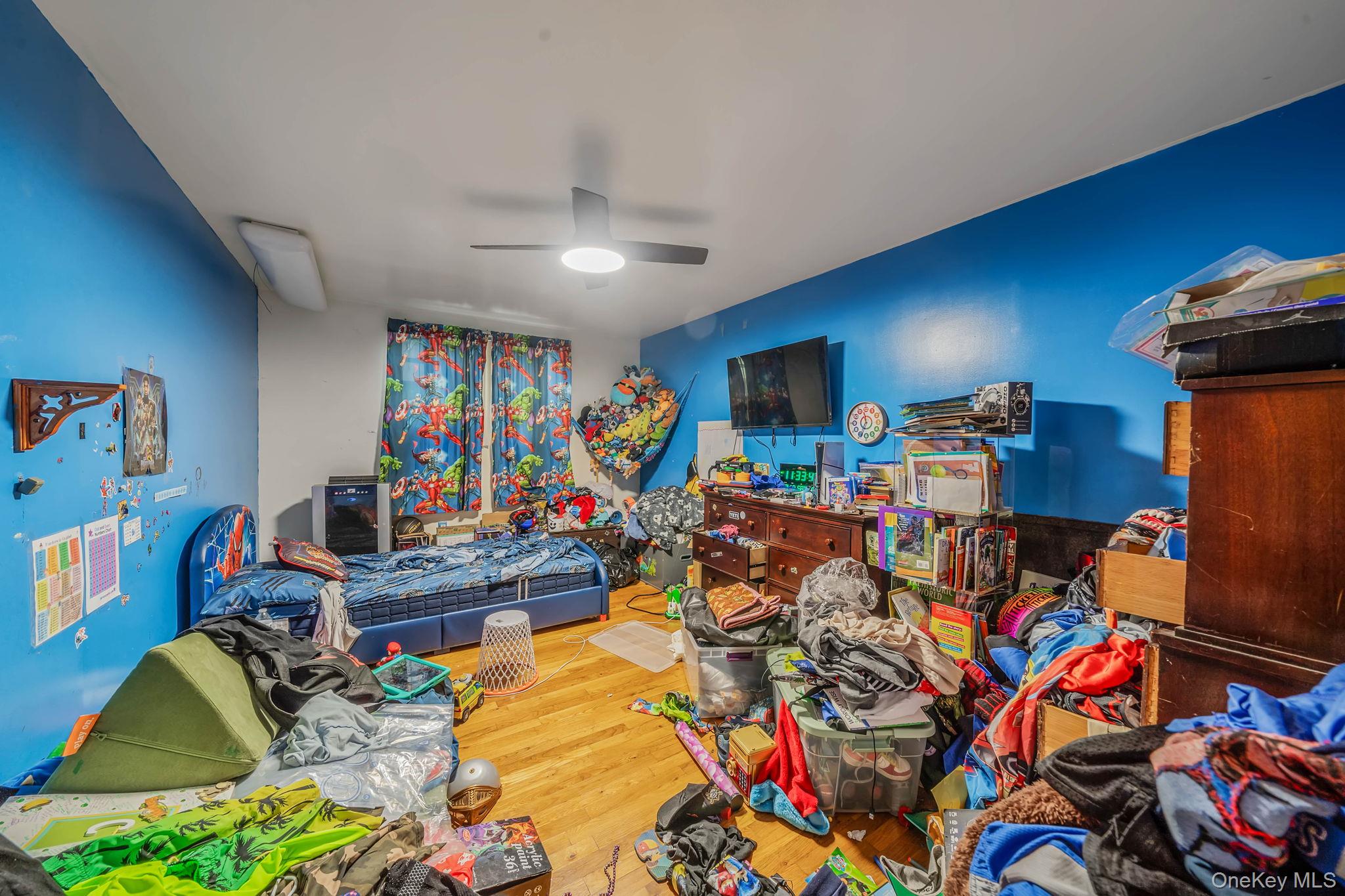 919 E 99th Street Property Photo 39