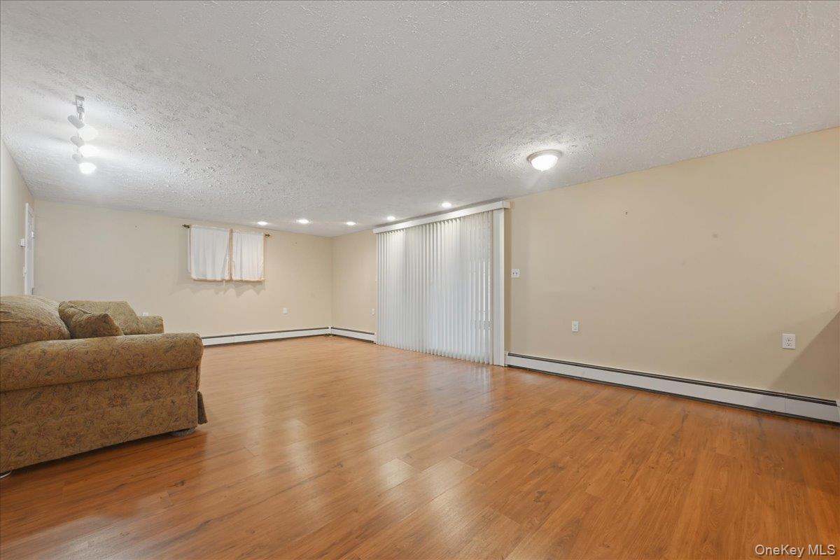 48 E 1st Street Property Photo 16