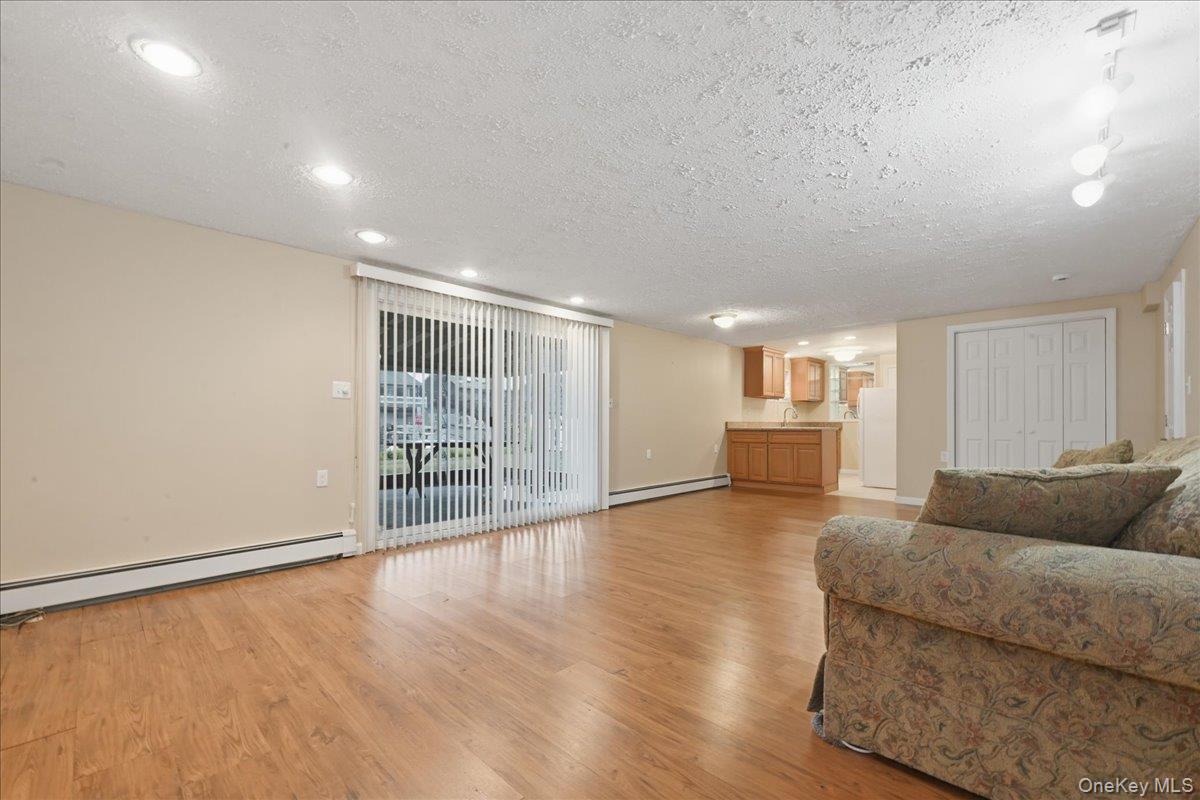 48 E 1st Street Property Photo 19