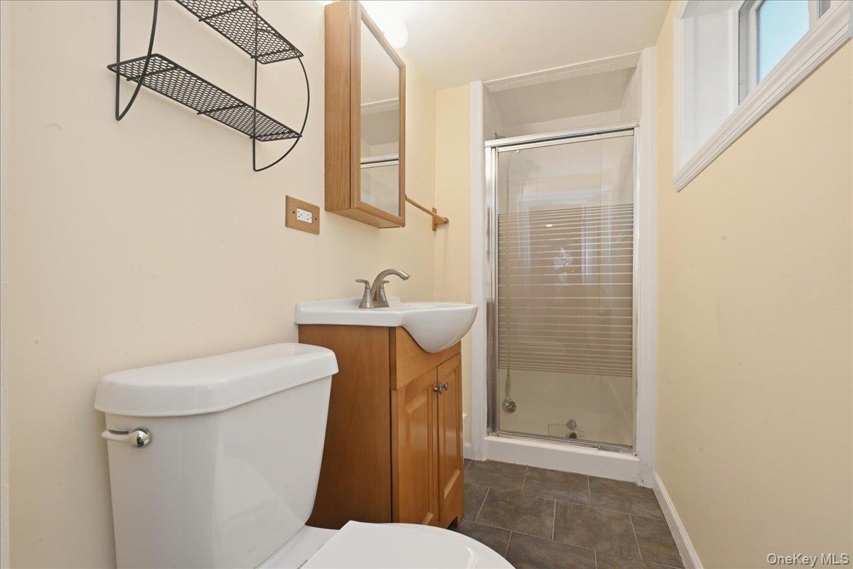 48 E 1st Street Property Photo 20