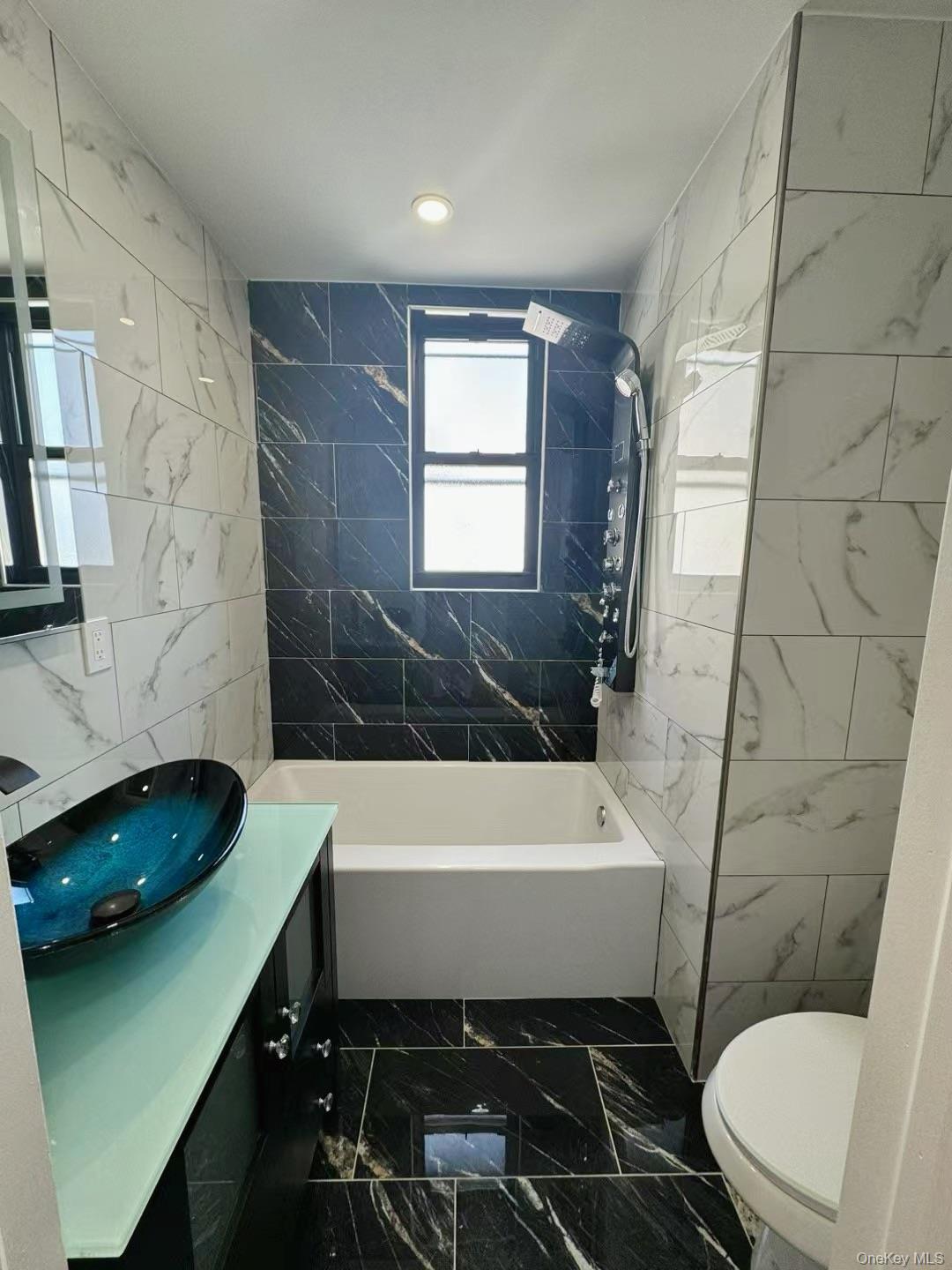 149-20 17th Avenue Property Photo 3