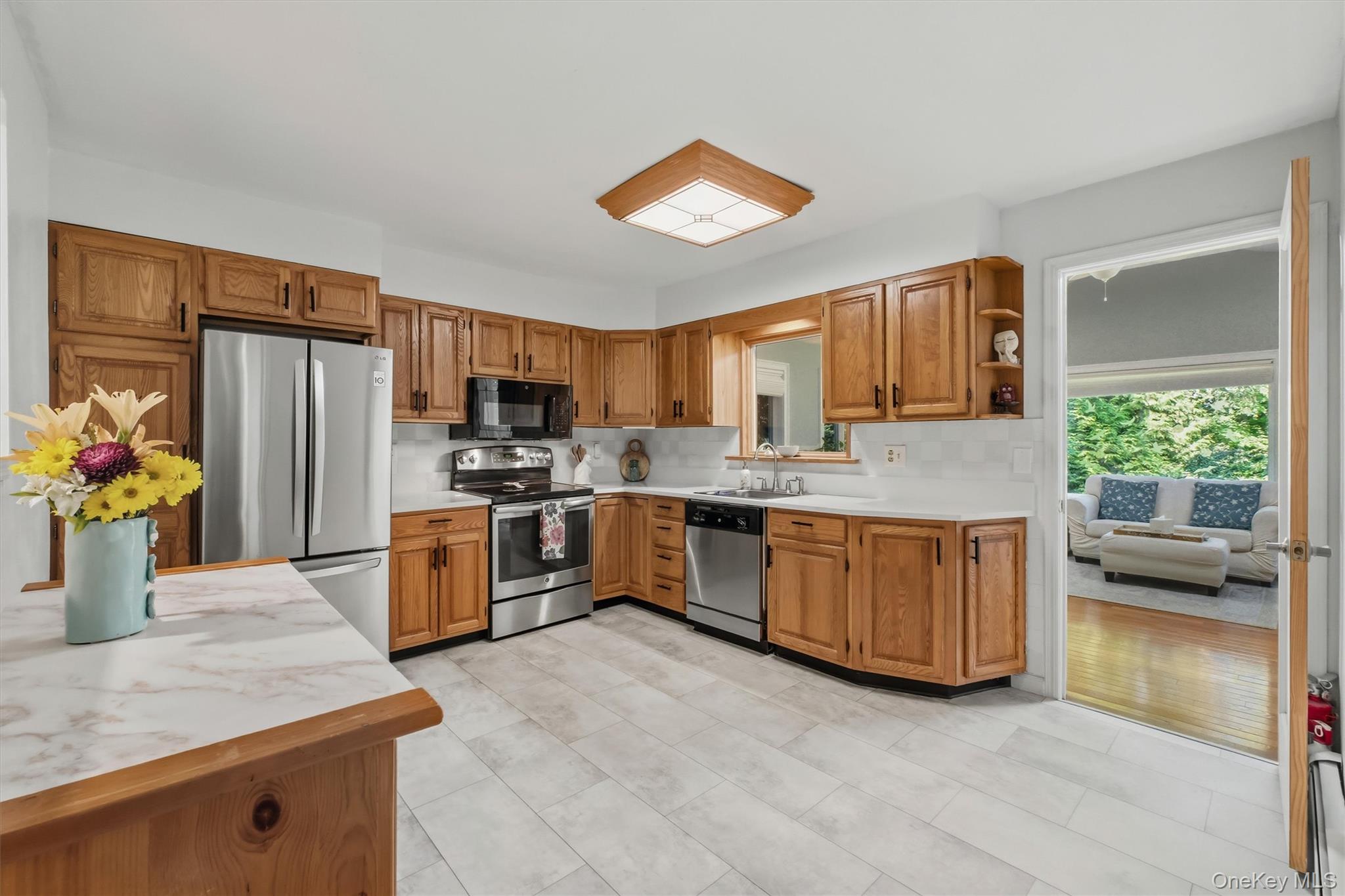 153 Kent Shore Drive Property Photo 13
