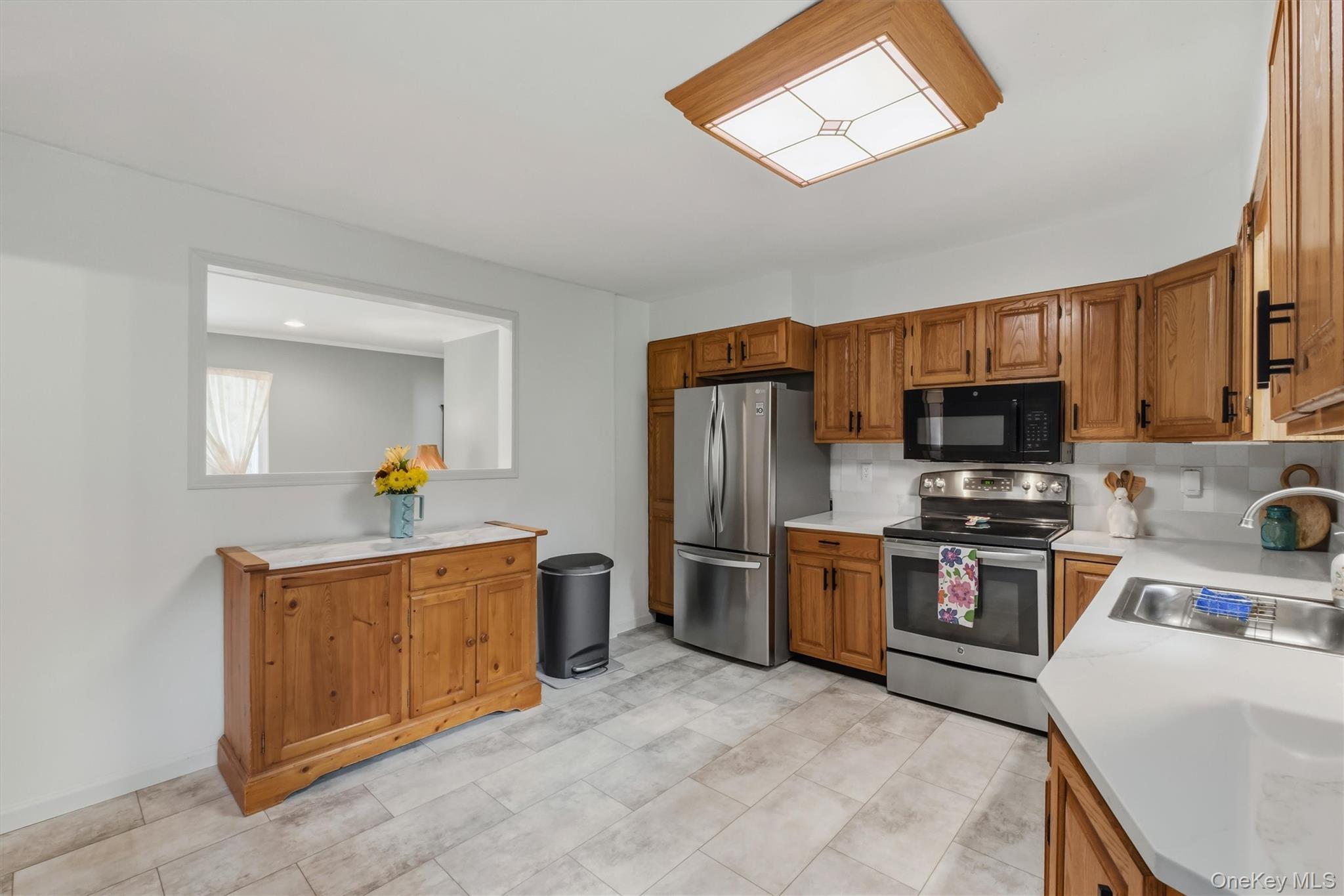 153 Kent Shore Drive Property Photo 14