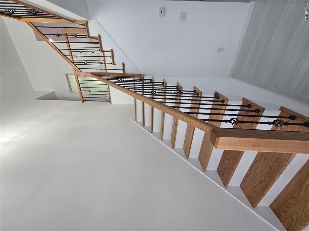 470 State Route 211 Property Photo 23
