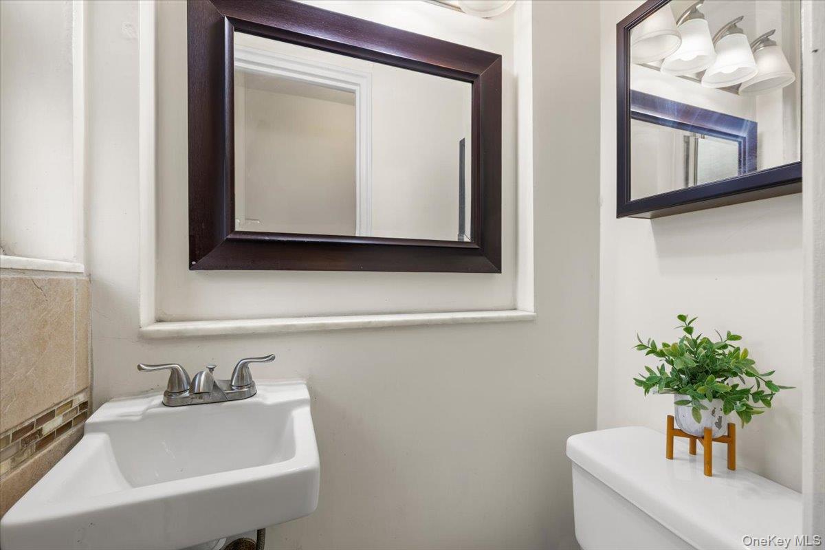 3303 Eastchester Road Property Photo 14