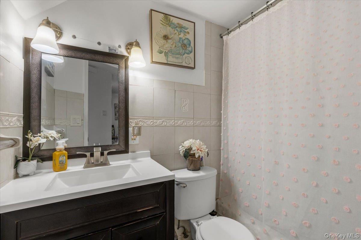 3303 Eastchester Road Property Photo 17