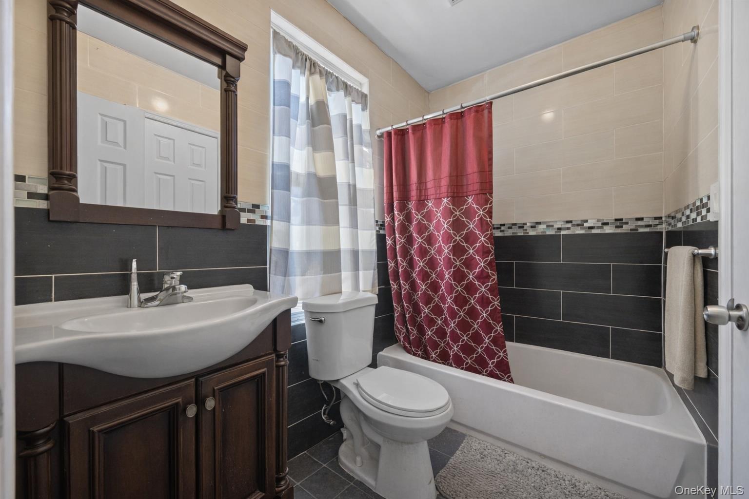 831 E 224th Street Property Photo 10