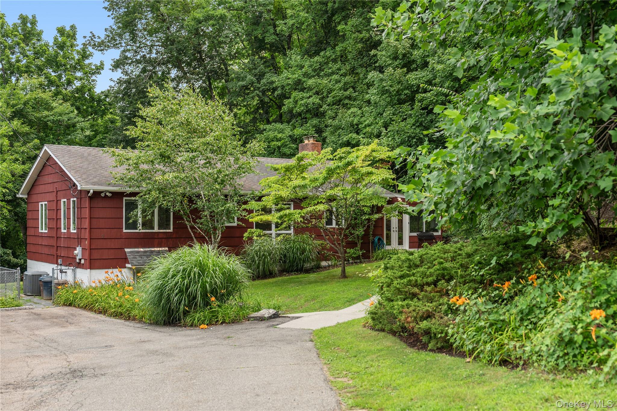 7 Ogden Road Property Photo 1
