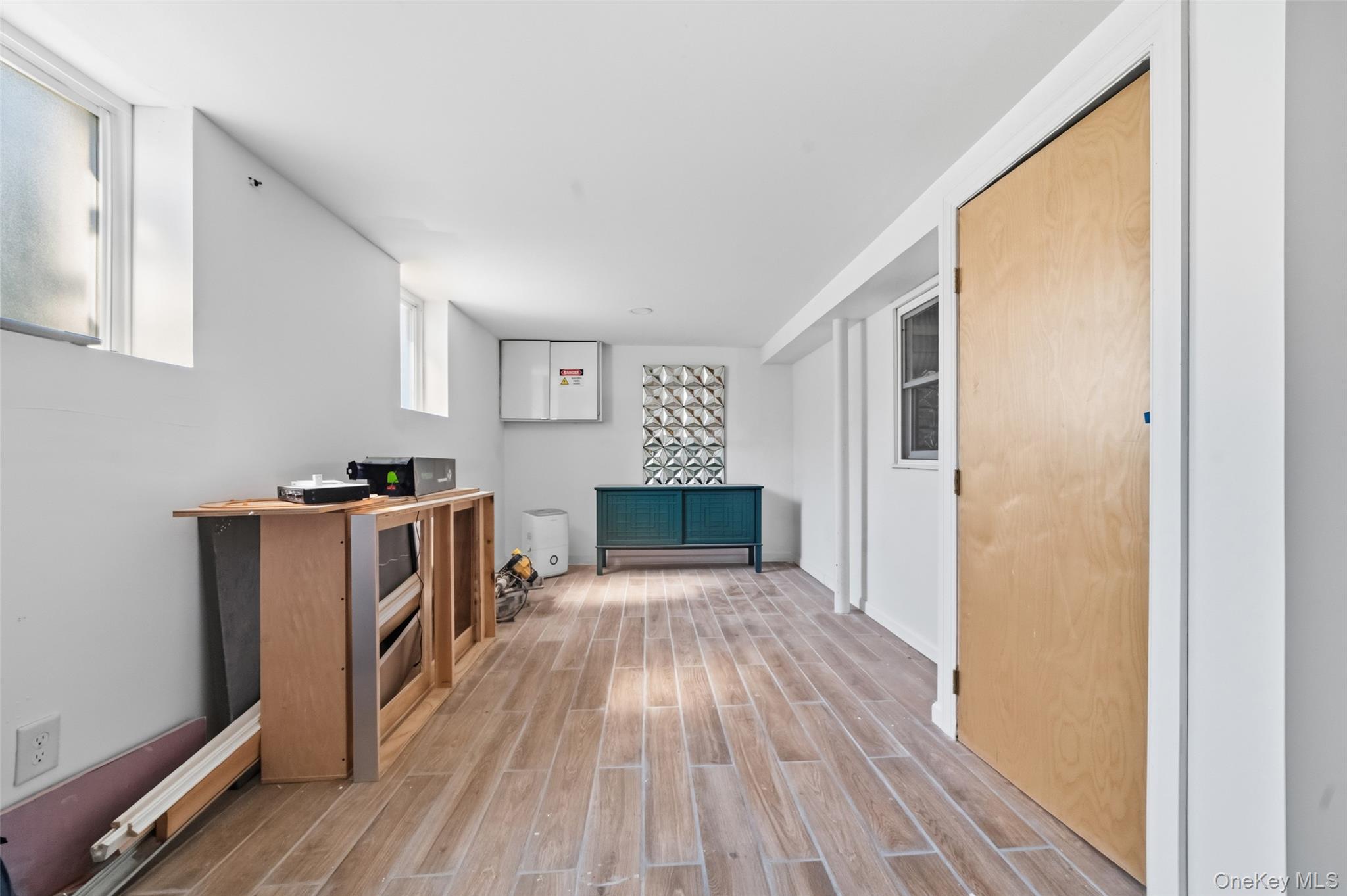 1090 Midland Avenue Property Photo 19