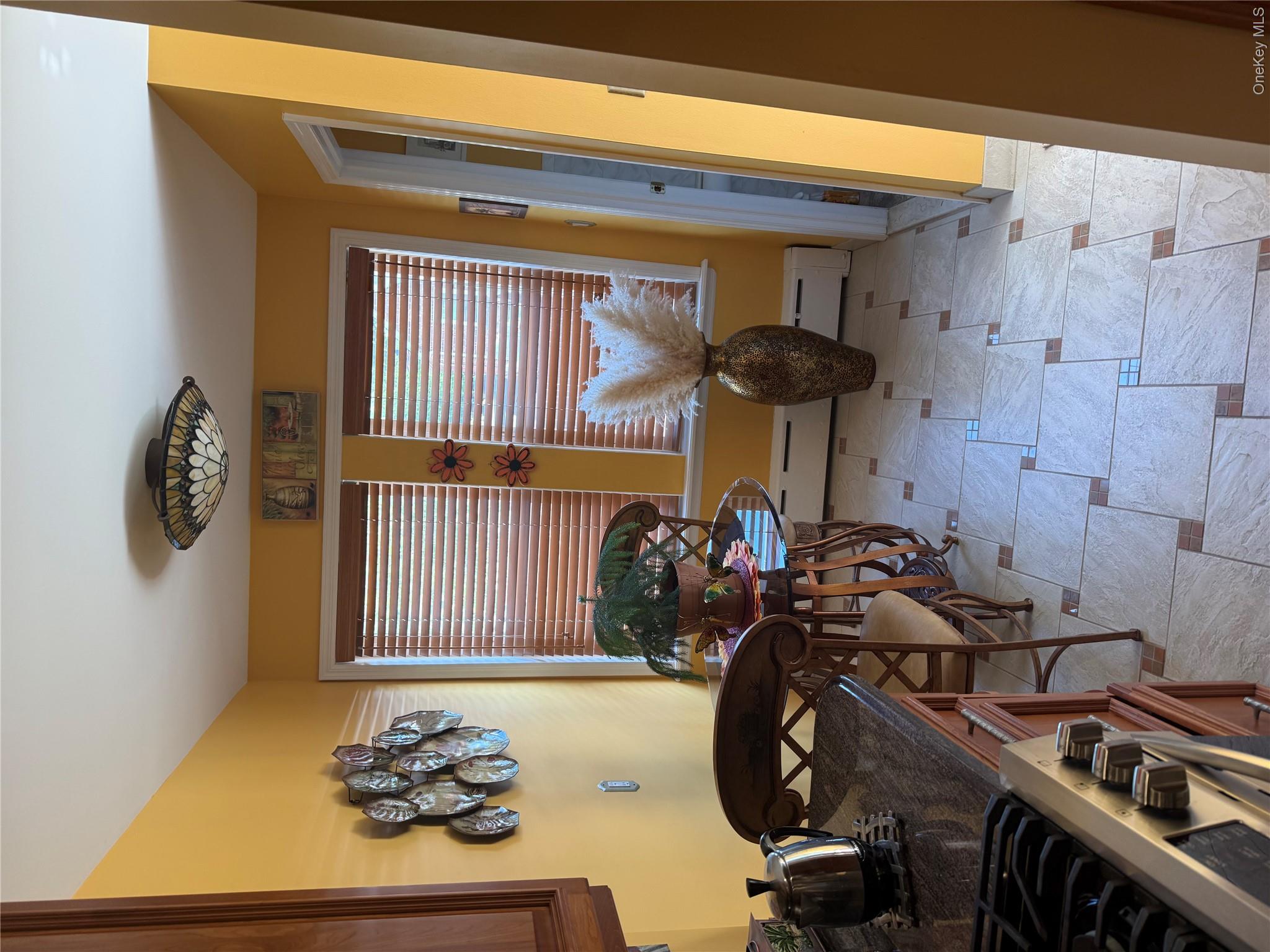 64-23 84th Street Property Photo 4