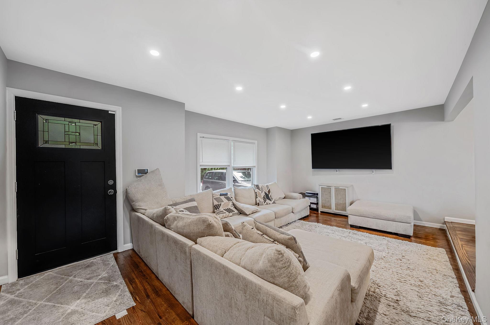 18 Jackson Street Property Photo 8