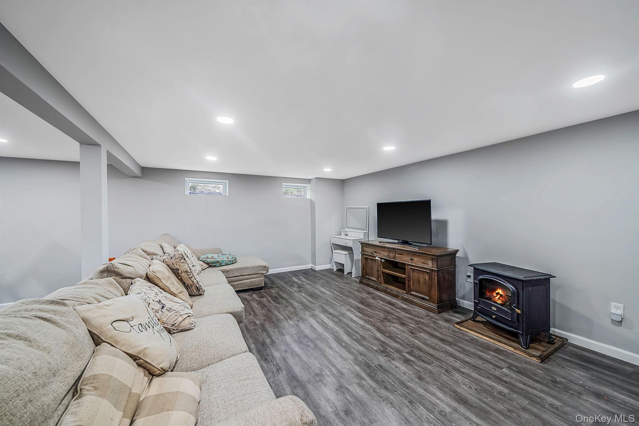 18 Jackson Street Property Photo 21