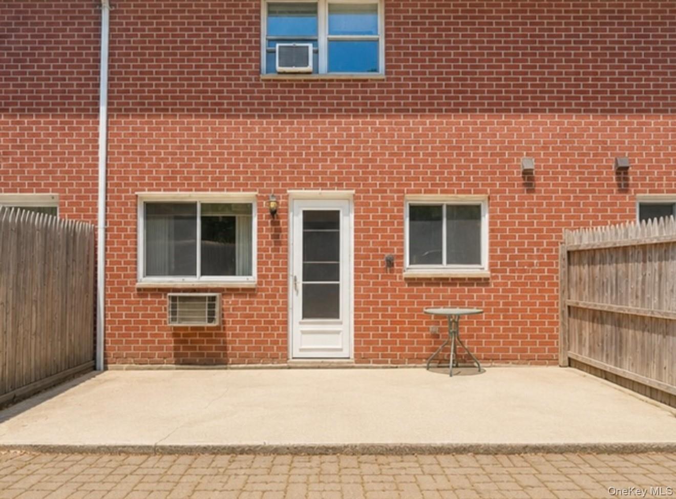 83 Carmine Drive Property Photo 16