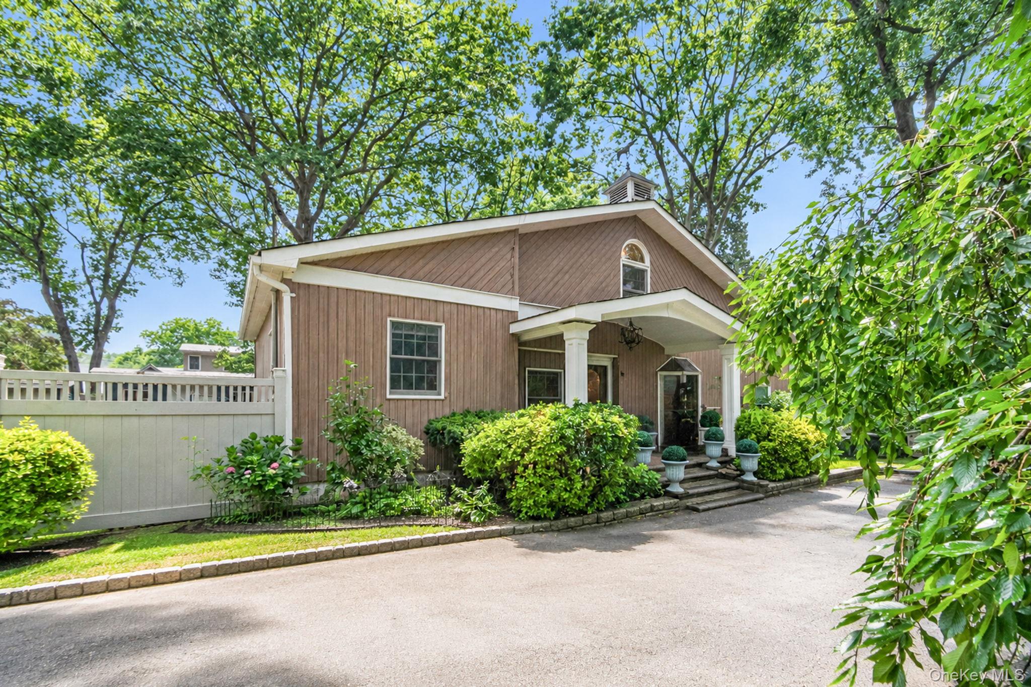 208 Avenue C Property Photo 1