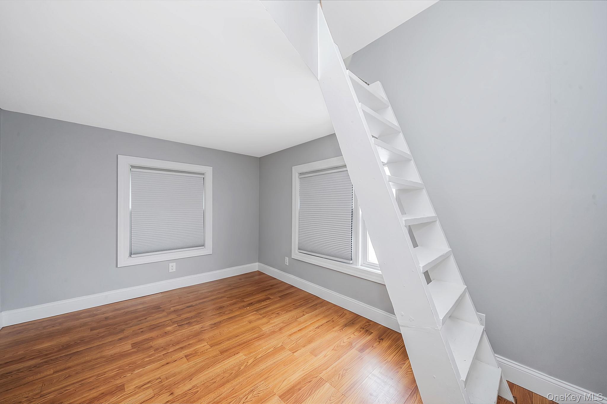 208 Avenue C Property Photo 19