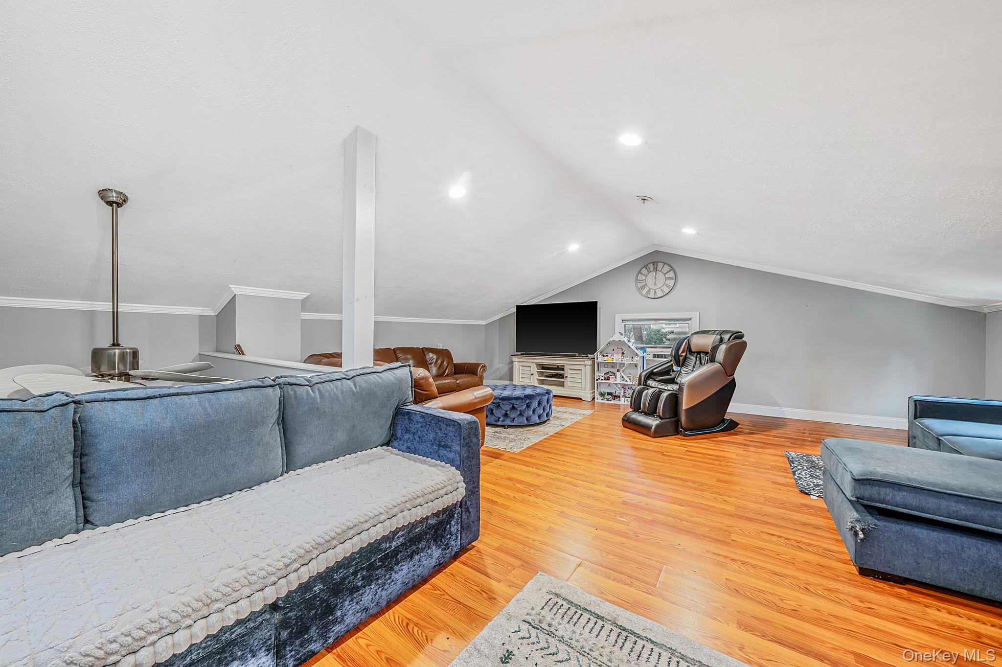 208 Avenue C Property Photo 21