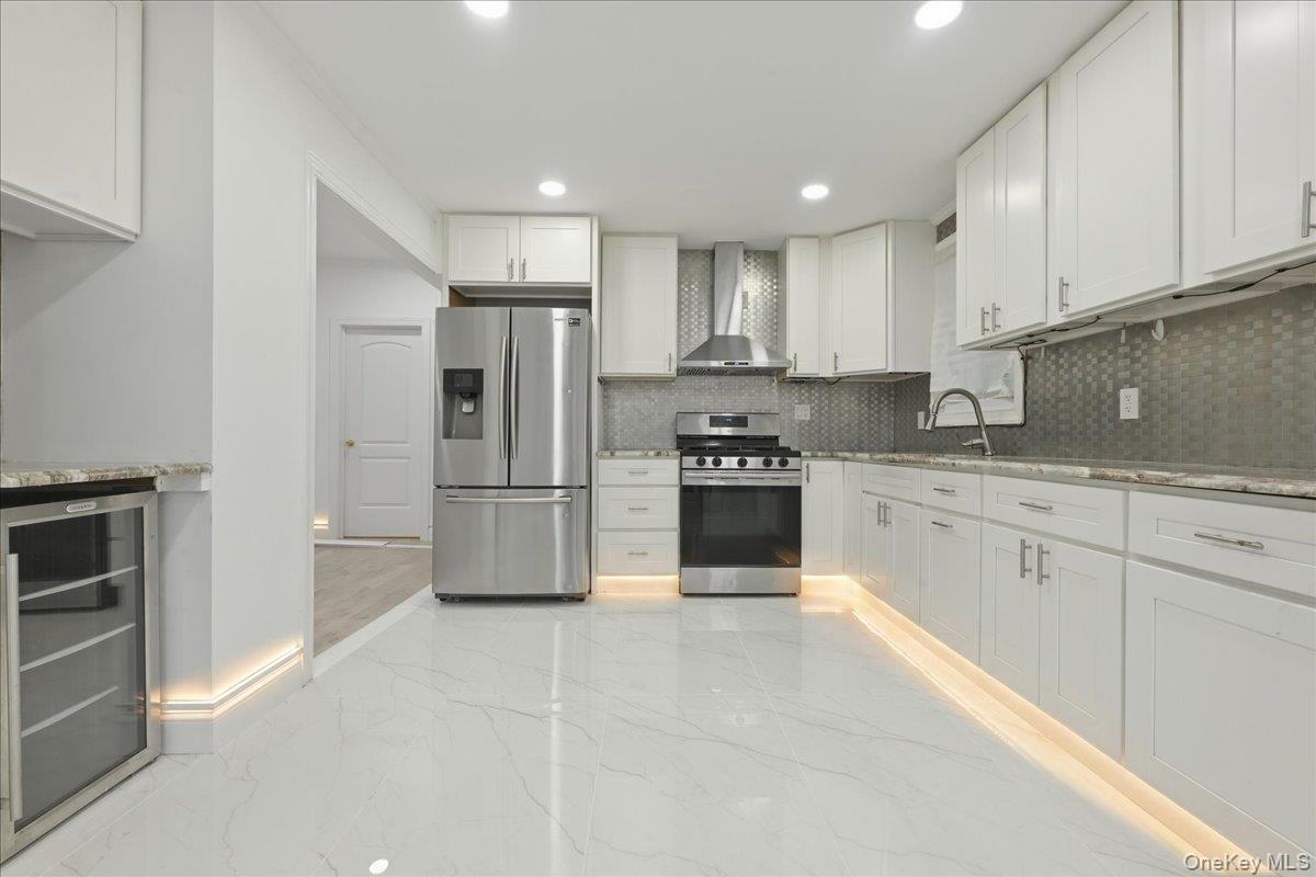 89 W 4th Street Property Photo 7
