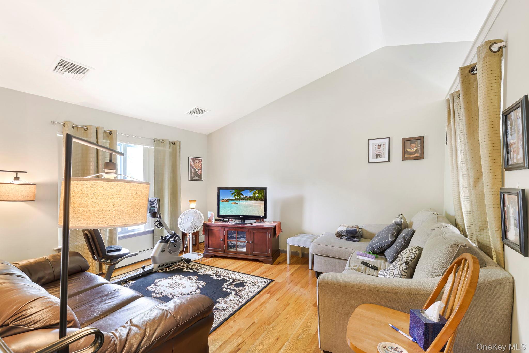 3 Stanford Court Property Photo 3