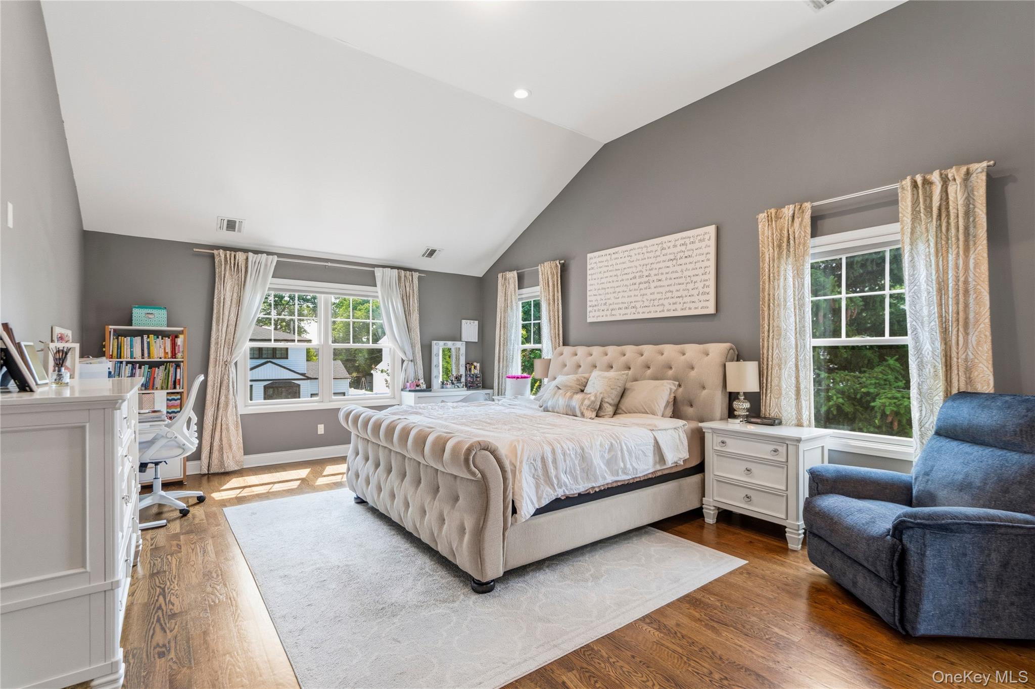 17 Woodwaye Road Property Photo 22