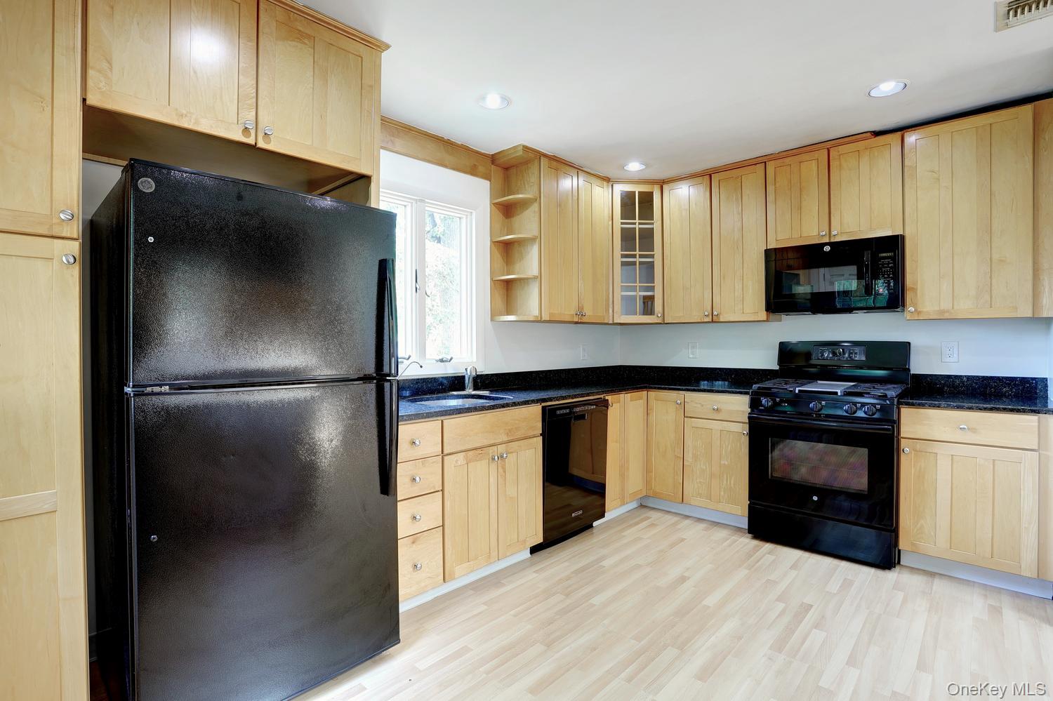 9 Charlotte Drive Property Photo 10