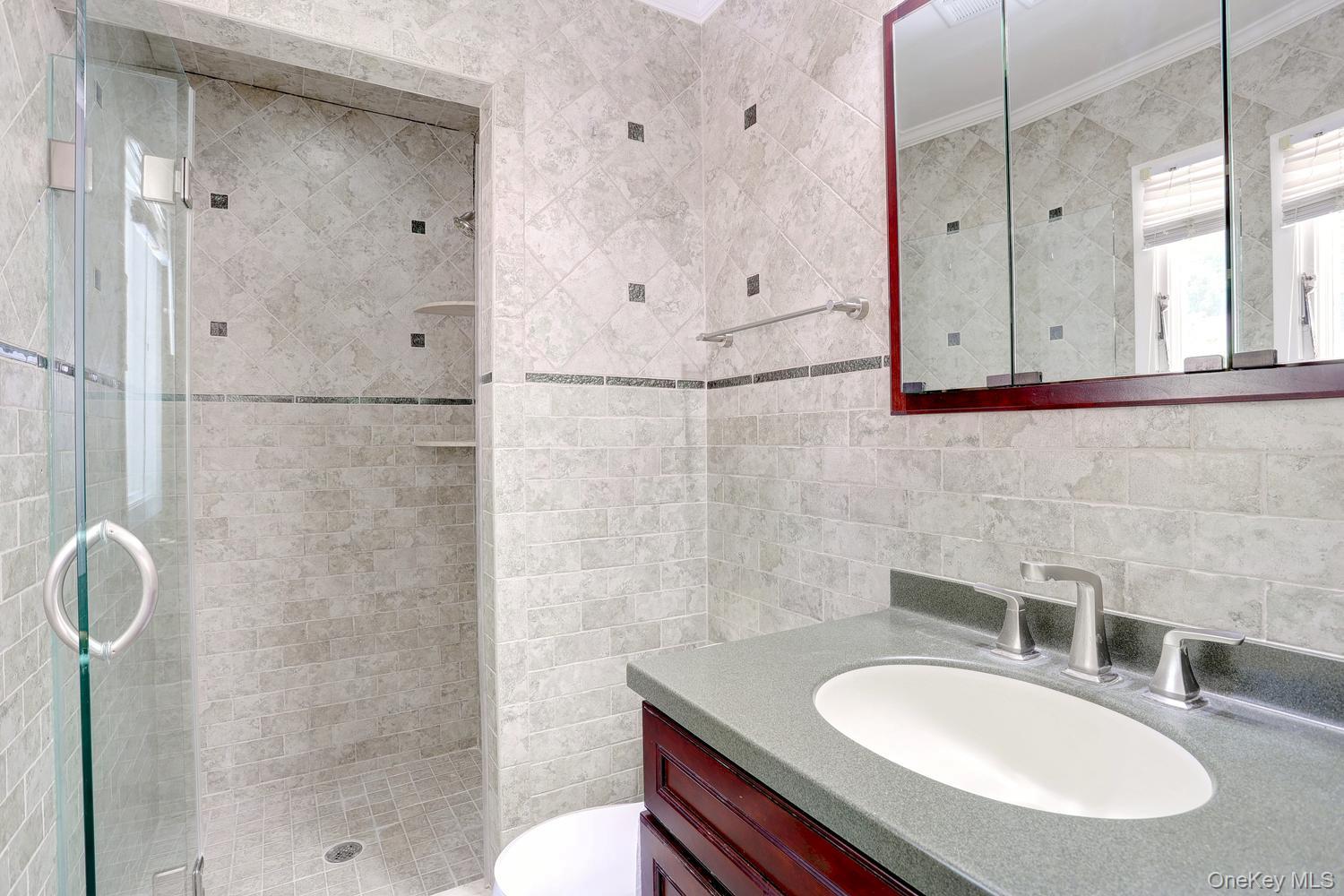 9 Charlotte Drive Property Photo 21