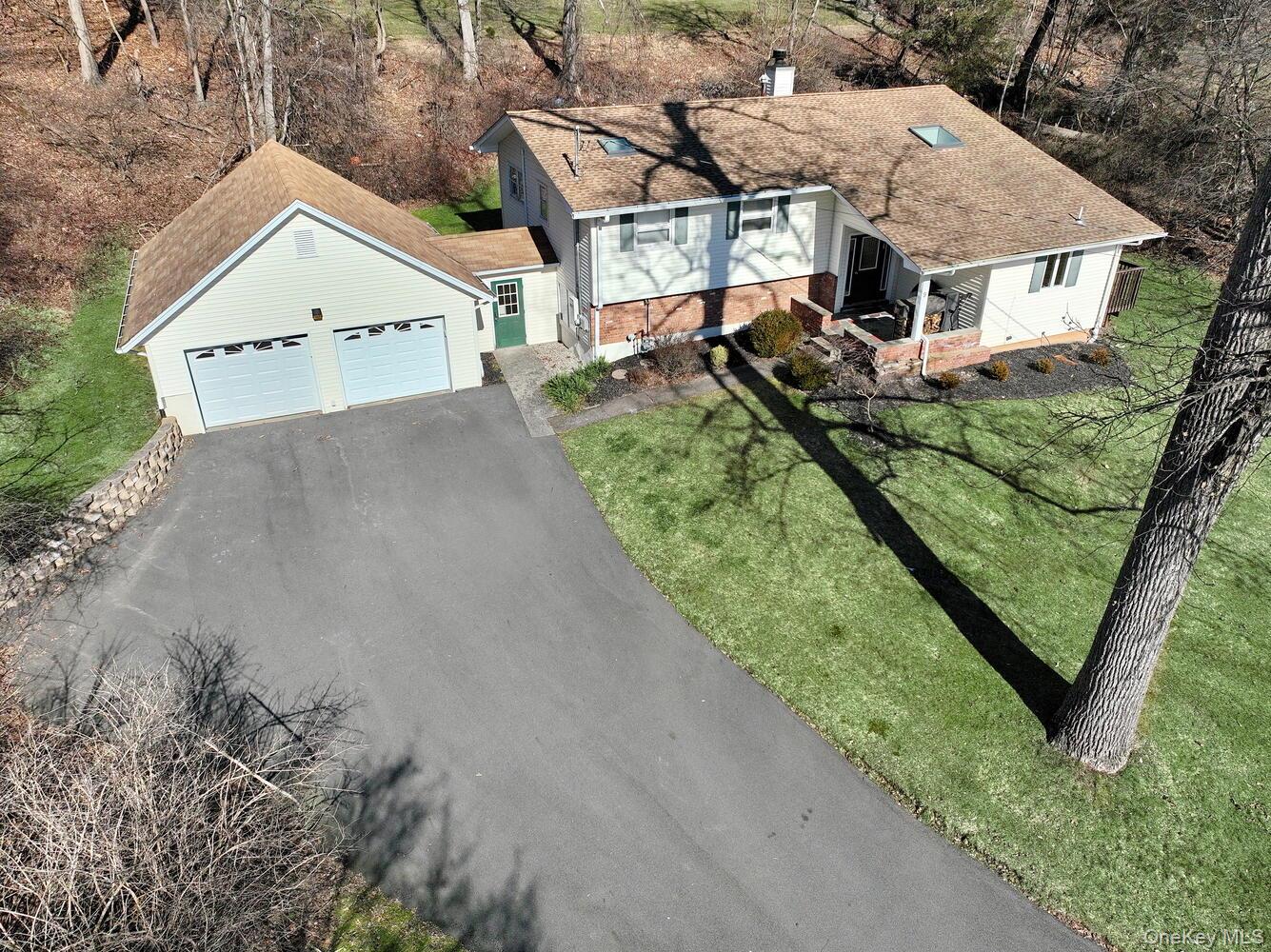 9 Charlotte Drive Property Photo 41