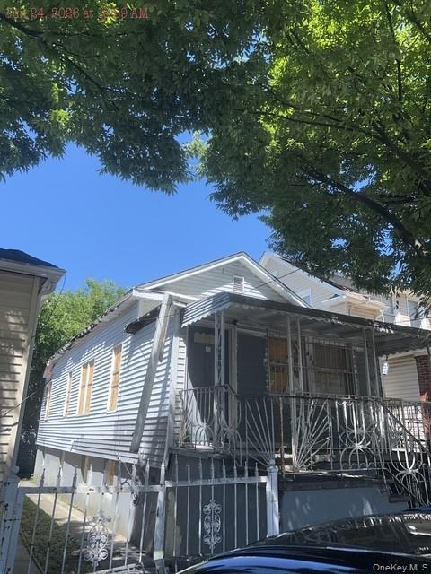 453 BEACH Avenue Property Photo 1