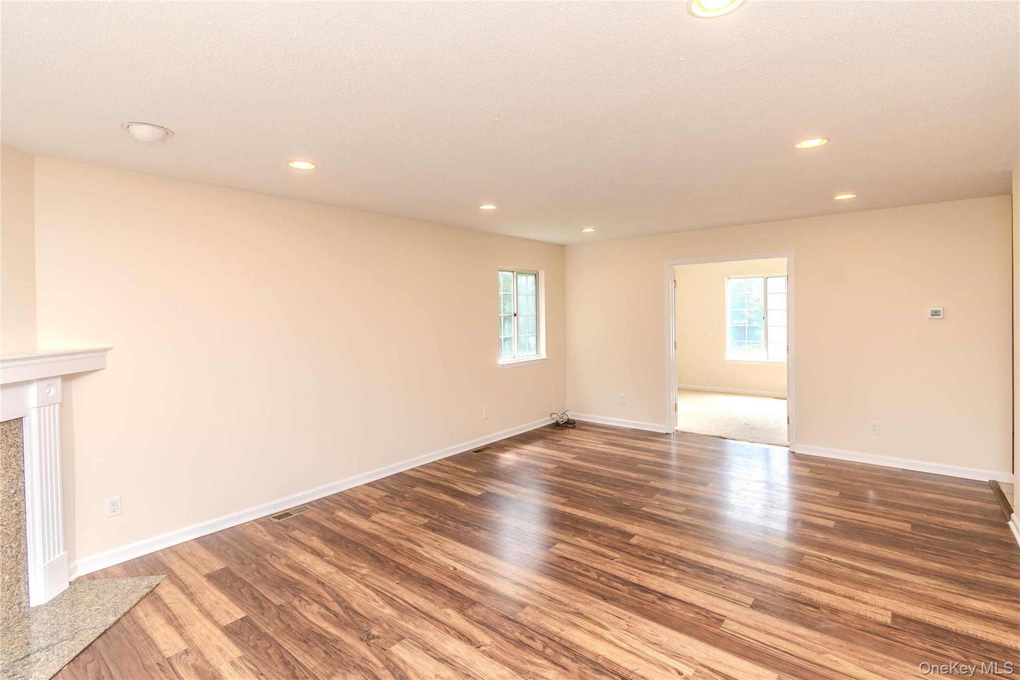 405 Bentley Court Property Photo 12