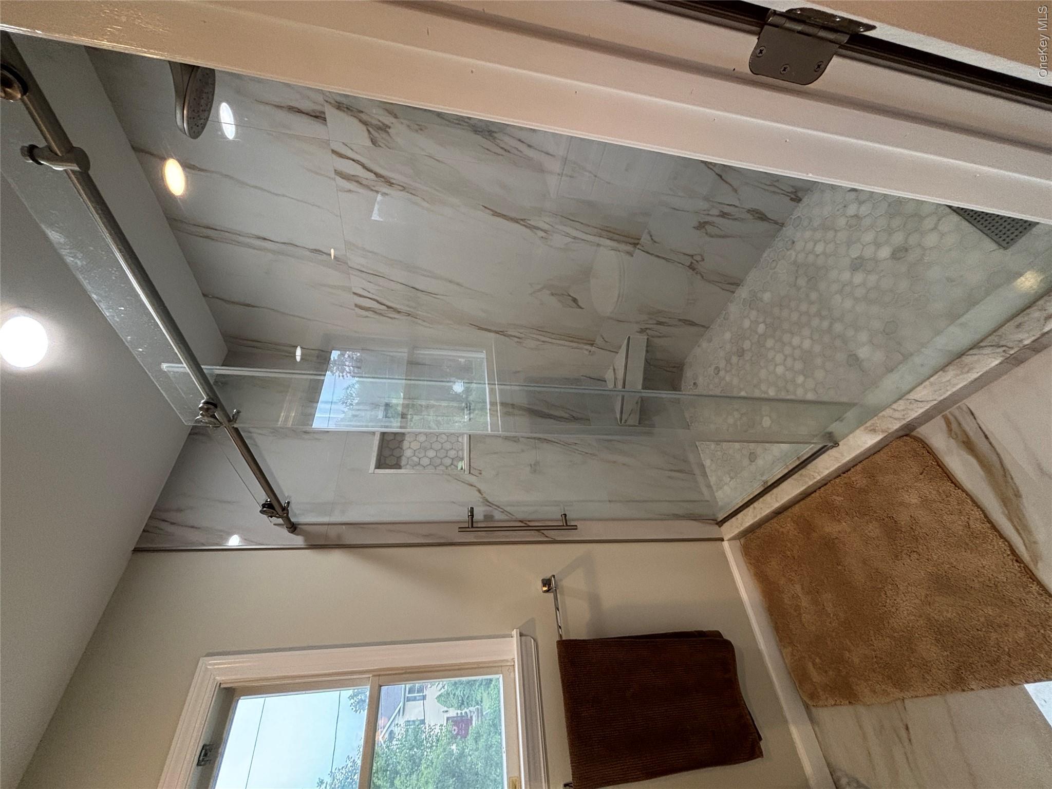 38 Hallock Avenue Property Photo 24