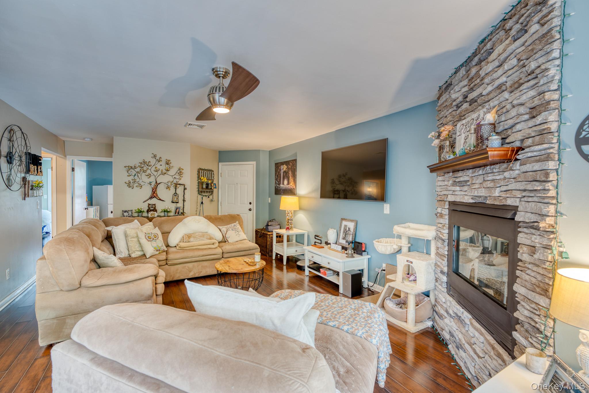 1130 Washington Green Property Photo 10