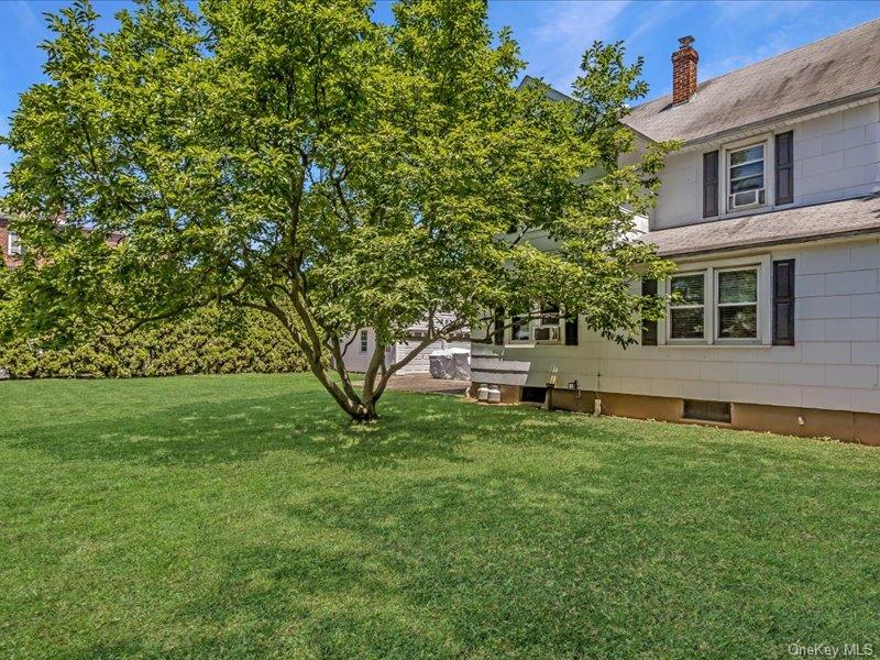 104 Sheridan Avenue Property Photo 30