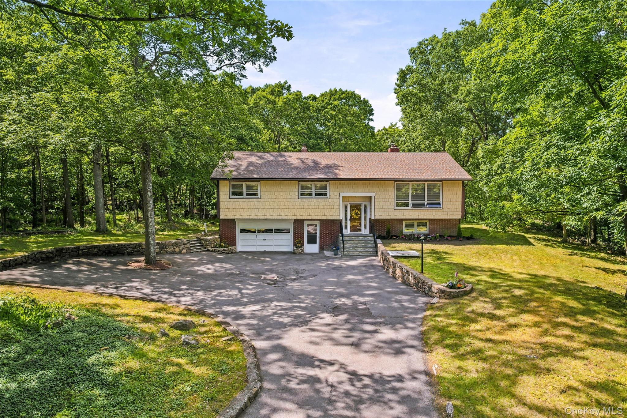 27 Jean Drive Property Photo 1