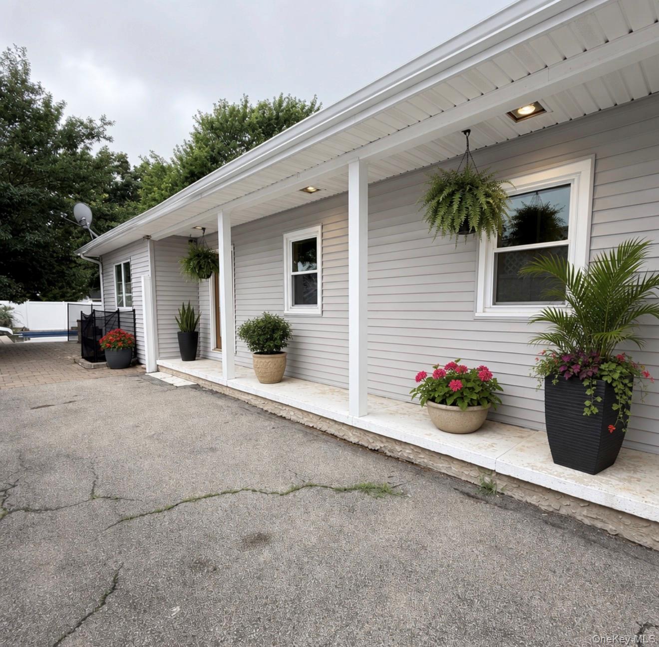 254 Park Avenue Property Photo 14