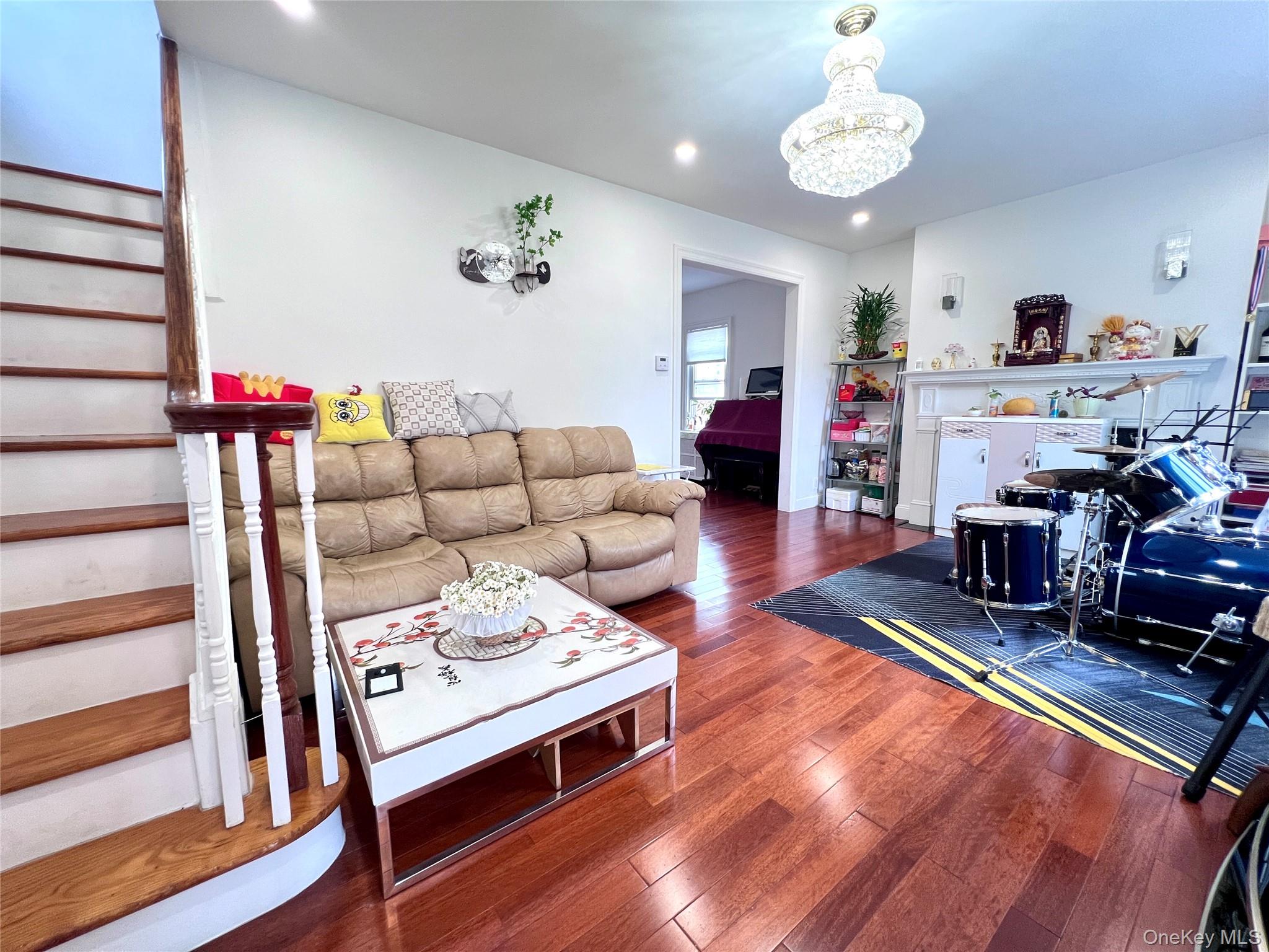 1531 145th Place Property Photo 4