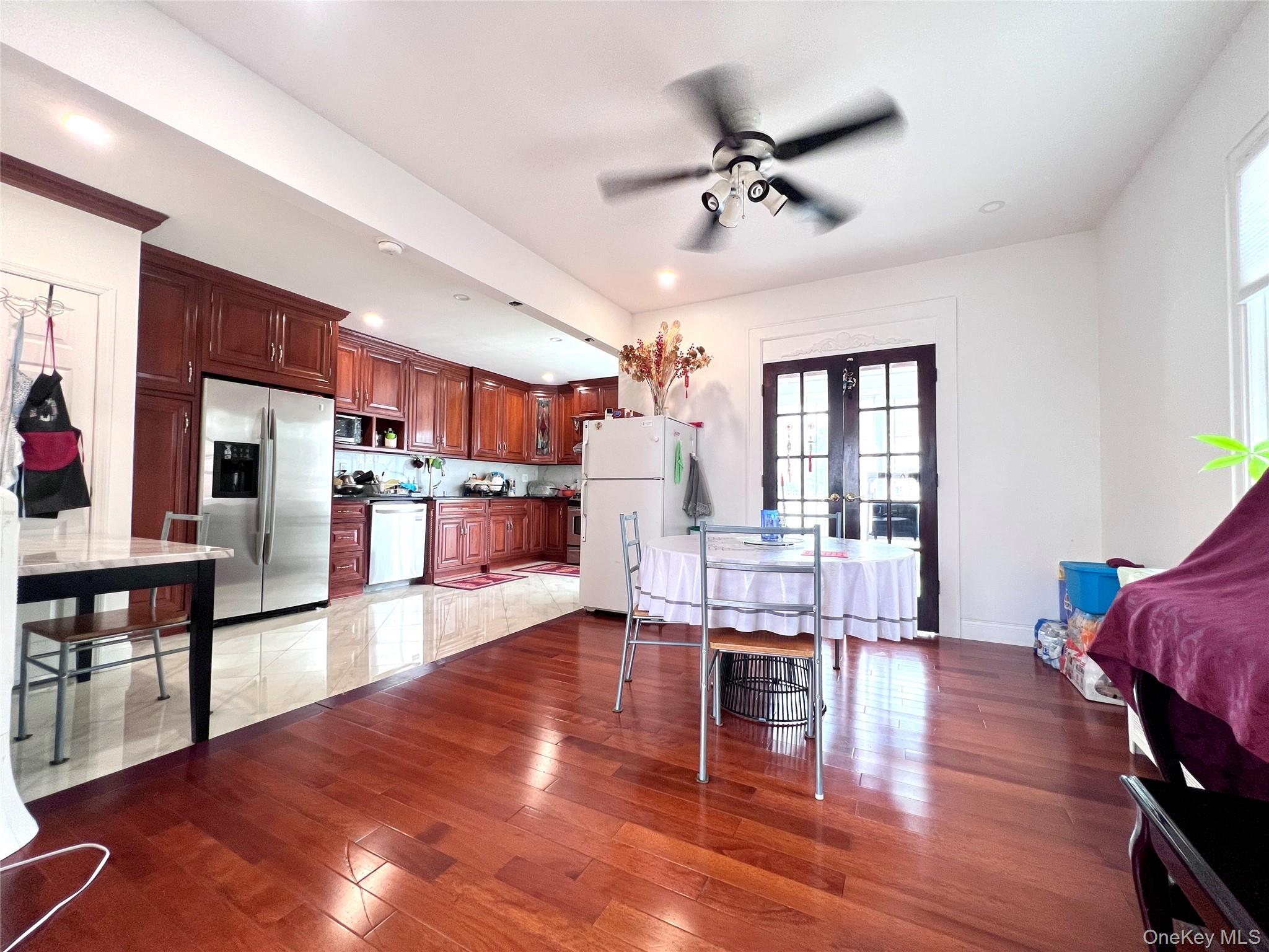 1531 145th Place Property Photo 7