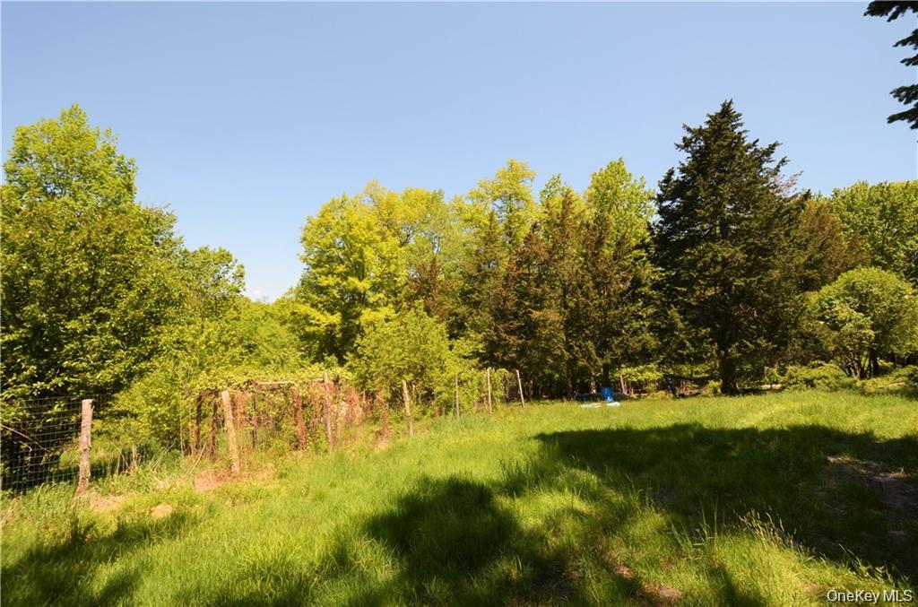 110 Purgatory Road Property Photo 6