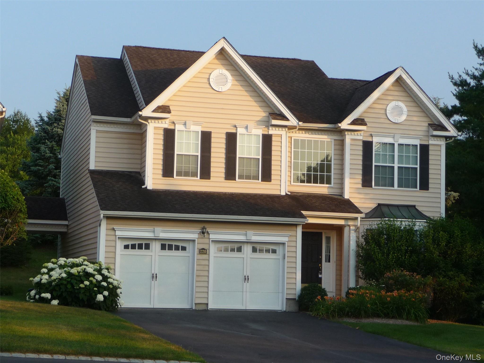 220 Roosevelt Drive Property Photo 1