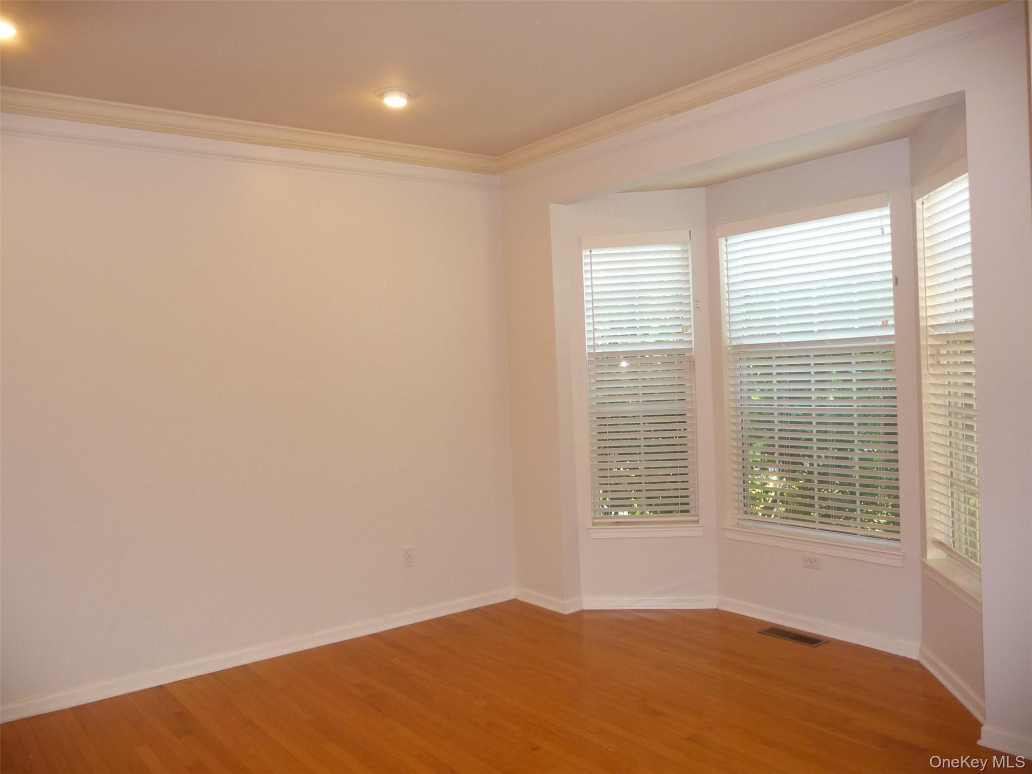 220 Roosevelt Drive Property Photo 7