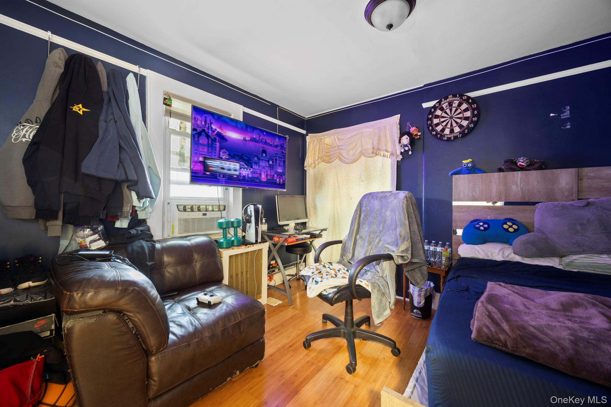 81 Allers Boulevard Property Photo 8