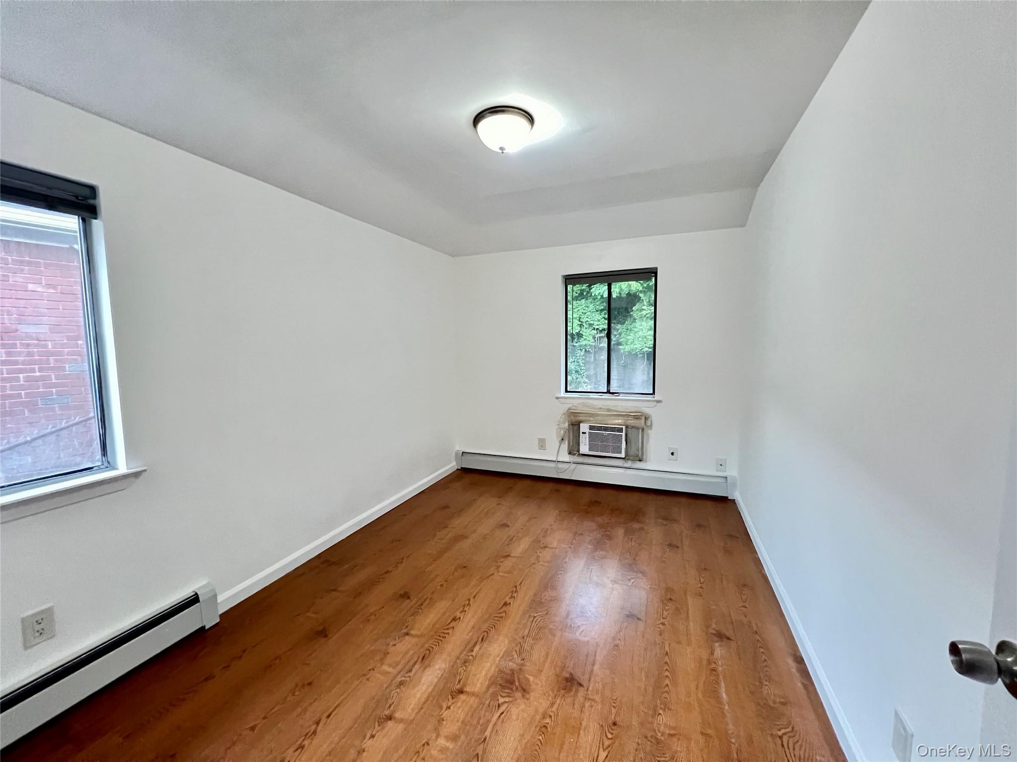 6915 Little Neck Parkway Property Photo 21