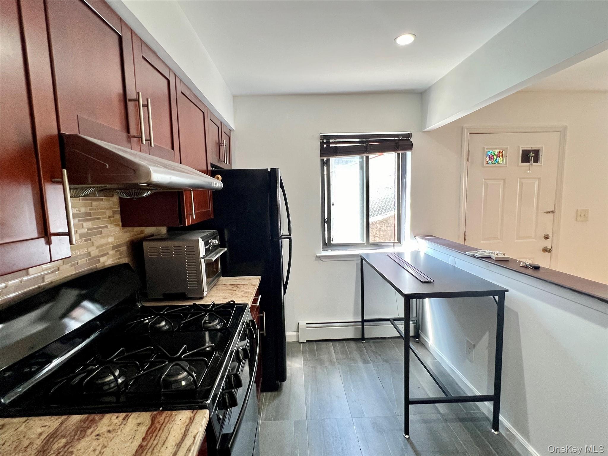 6915 Little Neck Parkway Property Photo 26