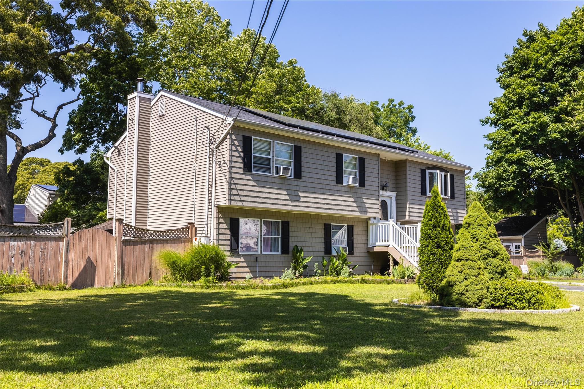 5 2nd Street Property Photo 1