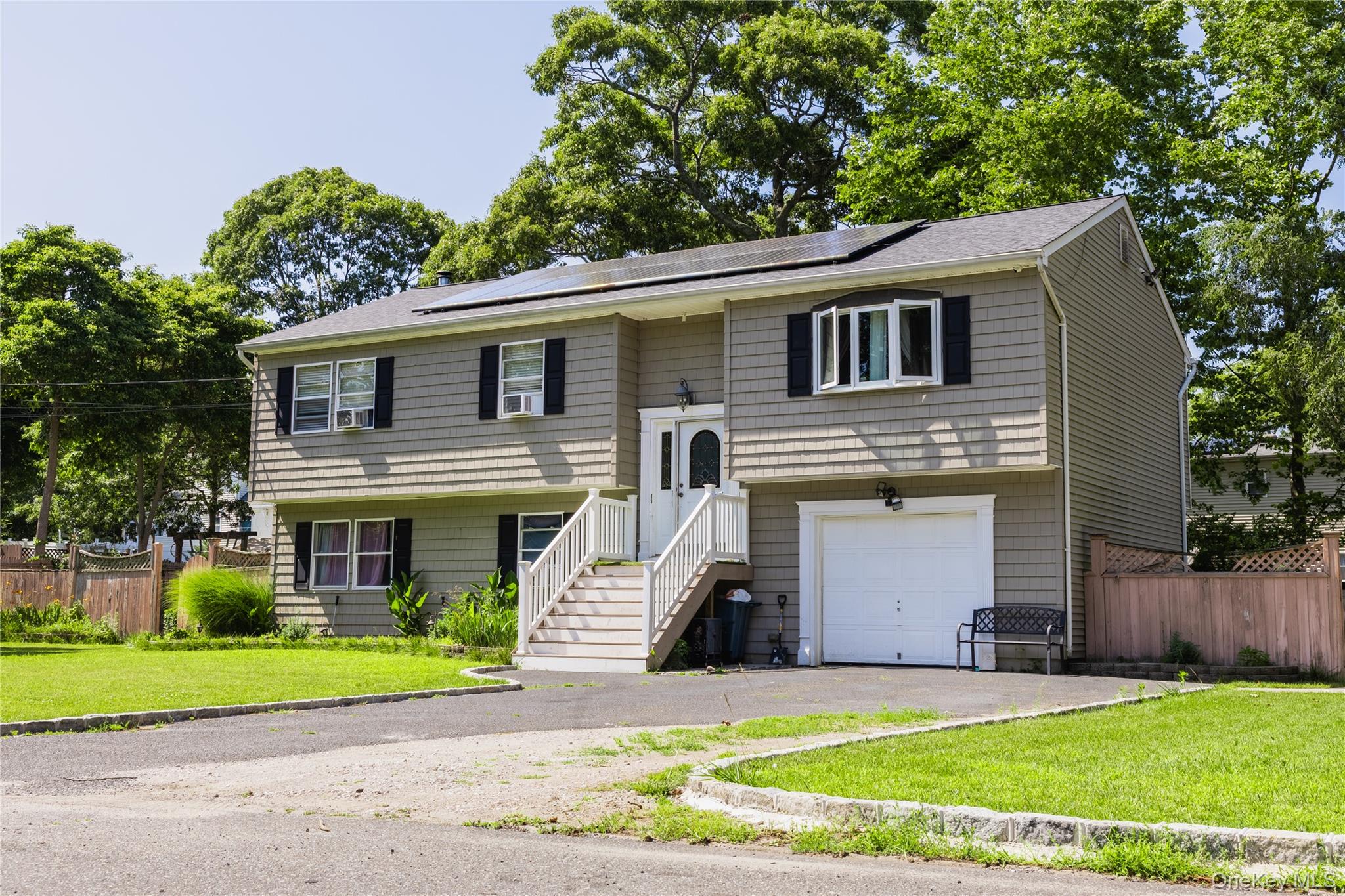 5 2nd Street Property Photo 2