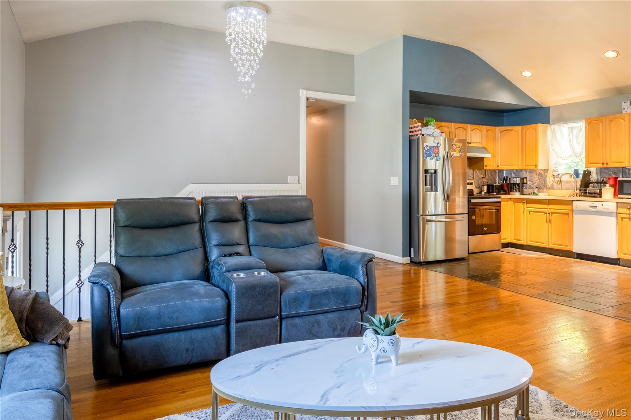 5 2nd Street Property Photo 10