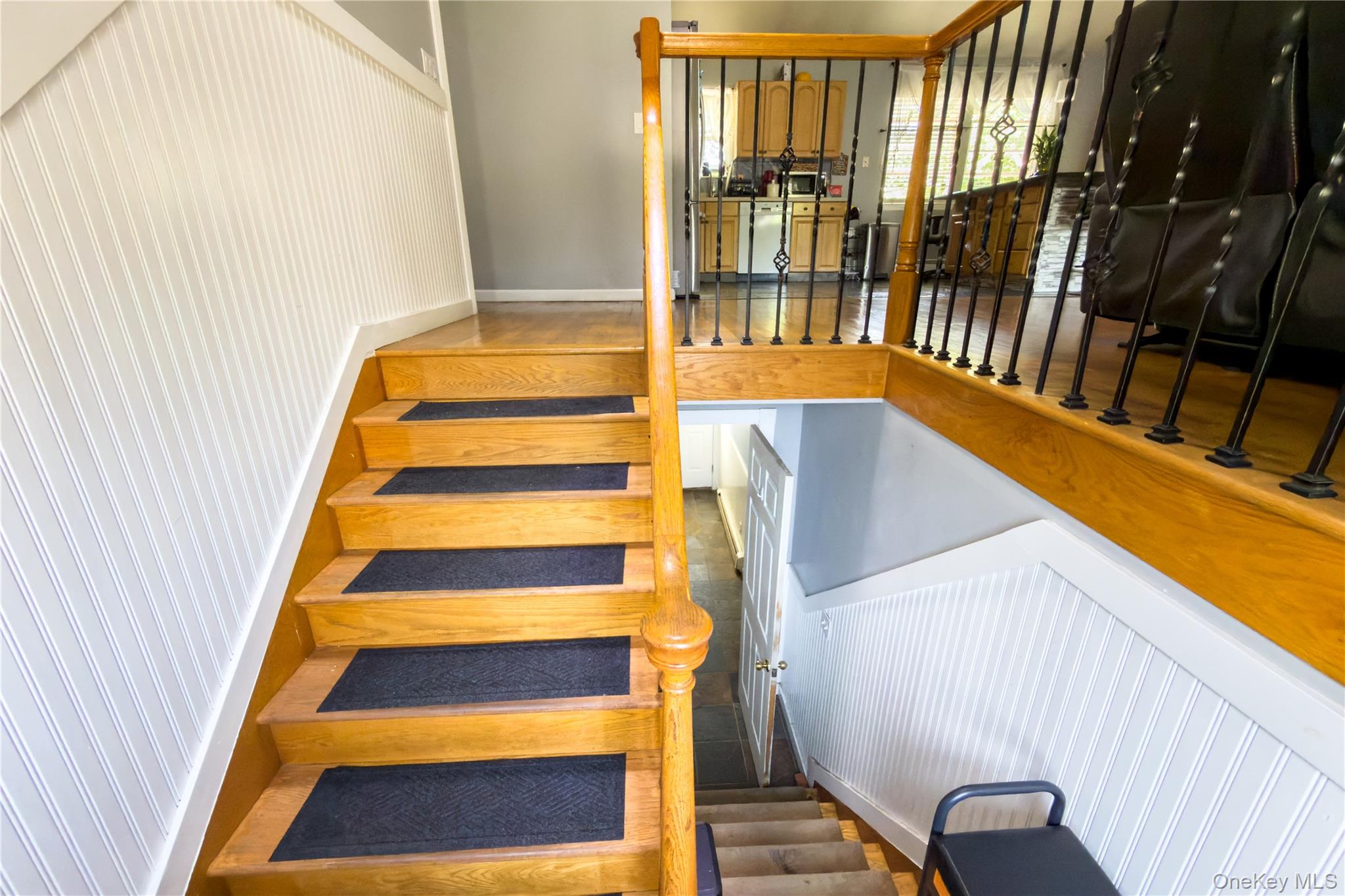 5 2nd Street Property Photo 24