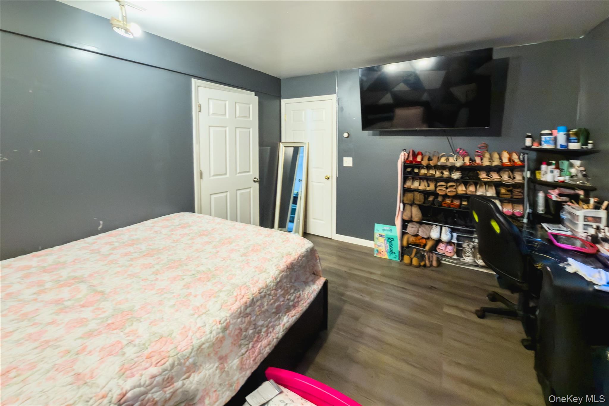 5 2nd Street Property Photo 27