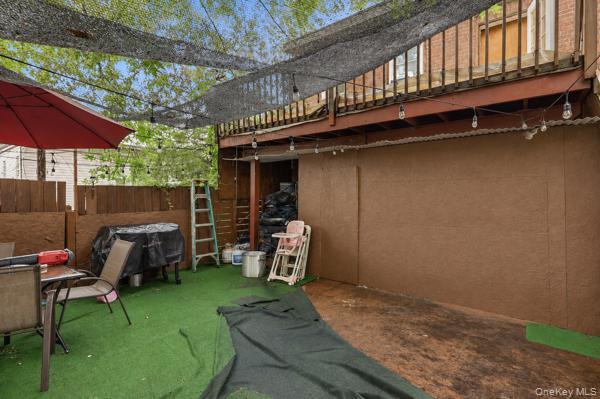 216 Dubois Street Property Photo 23